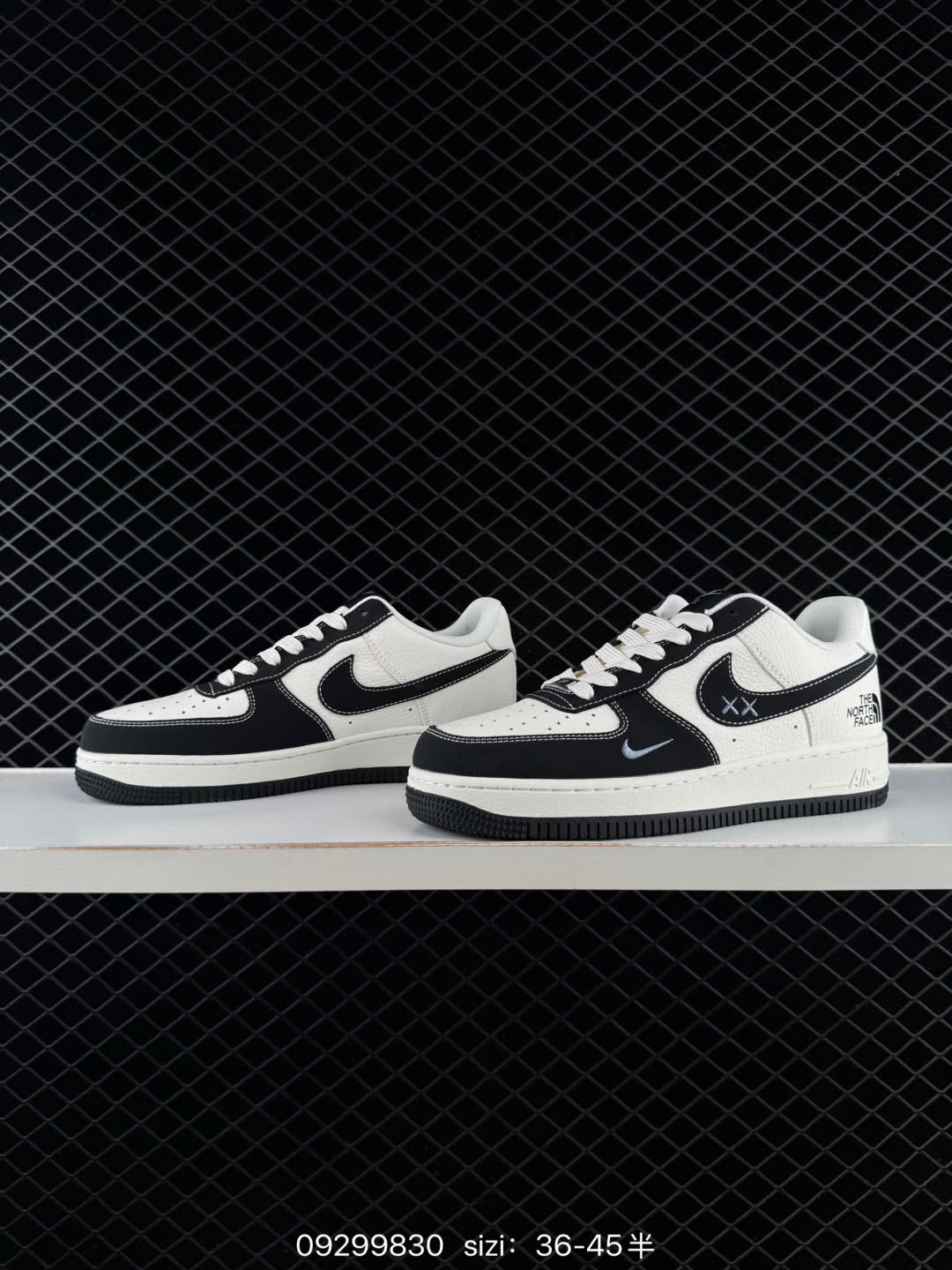 NIKE AIR FORCE 1